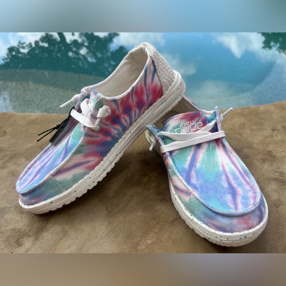 Hey Dude Women's Wendy Tie Dye Slip-On Shoes in Rose Candy Size 6 NWT - Picture 11 of 11
